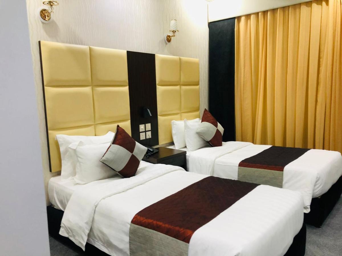 M Platinum Hotel Medina Esterno foto